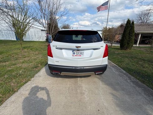 Used 2017 Cadillac XT5 Platinum w/ Driver Assist Package image 5