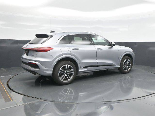 Used 2026 Audi Q5 Premium Plus AWD/4WD image 7