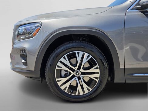 New 2026 Mercedes-Benz GLB 250 image 10