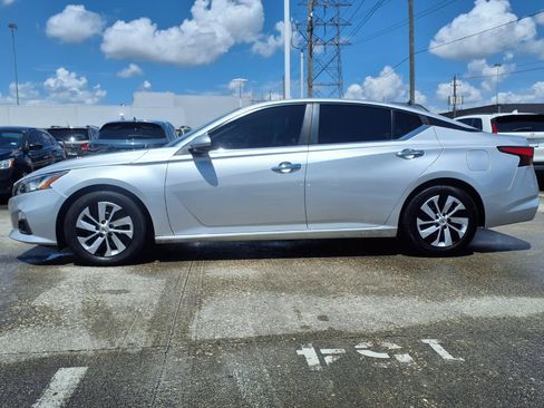 Used 2020 Nissan Altima 2.5 S FWD image 6