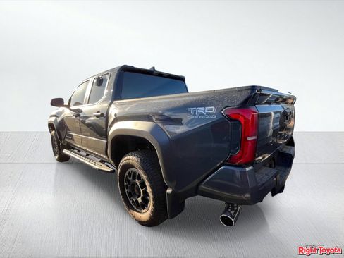 Certified 2026 Toyota Tacoma TRD Off-Road AWD/4WD image 3