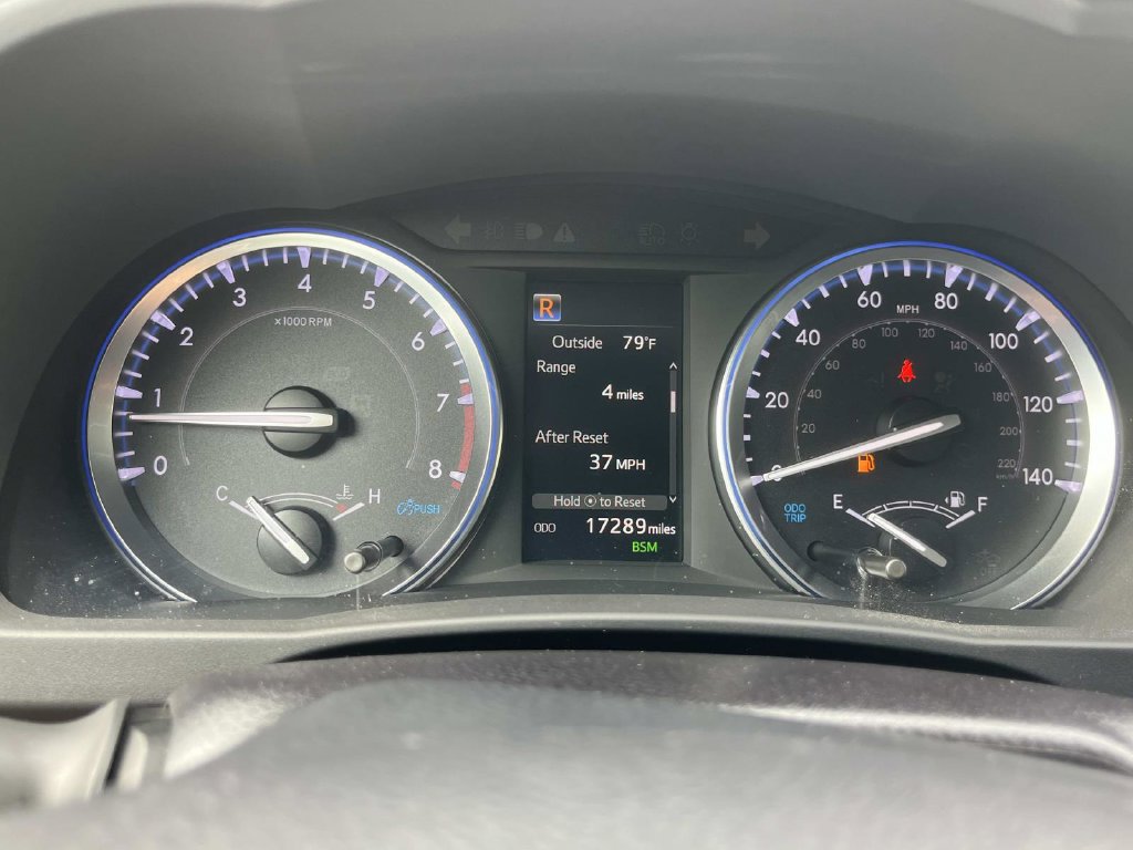 Used 2019 Toyota Highlander XLE FWD image 44