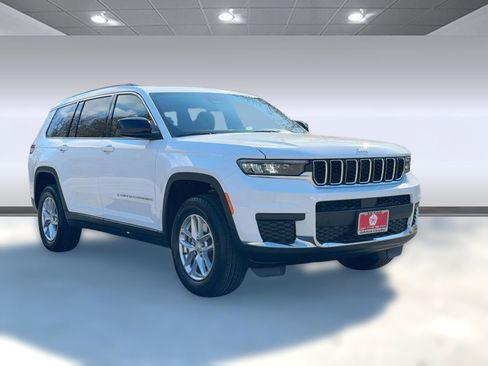 New 2025 Jeep Grand Cherokee L Laredo image 6