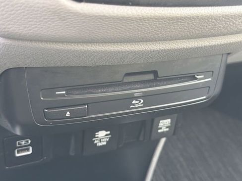 Used 2023 Honda Odyssey Touring image 27