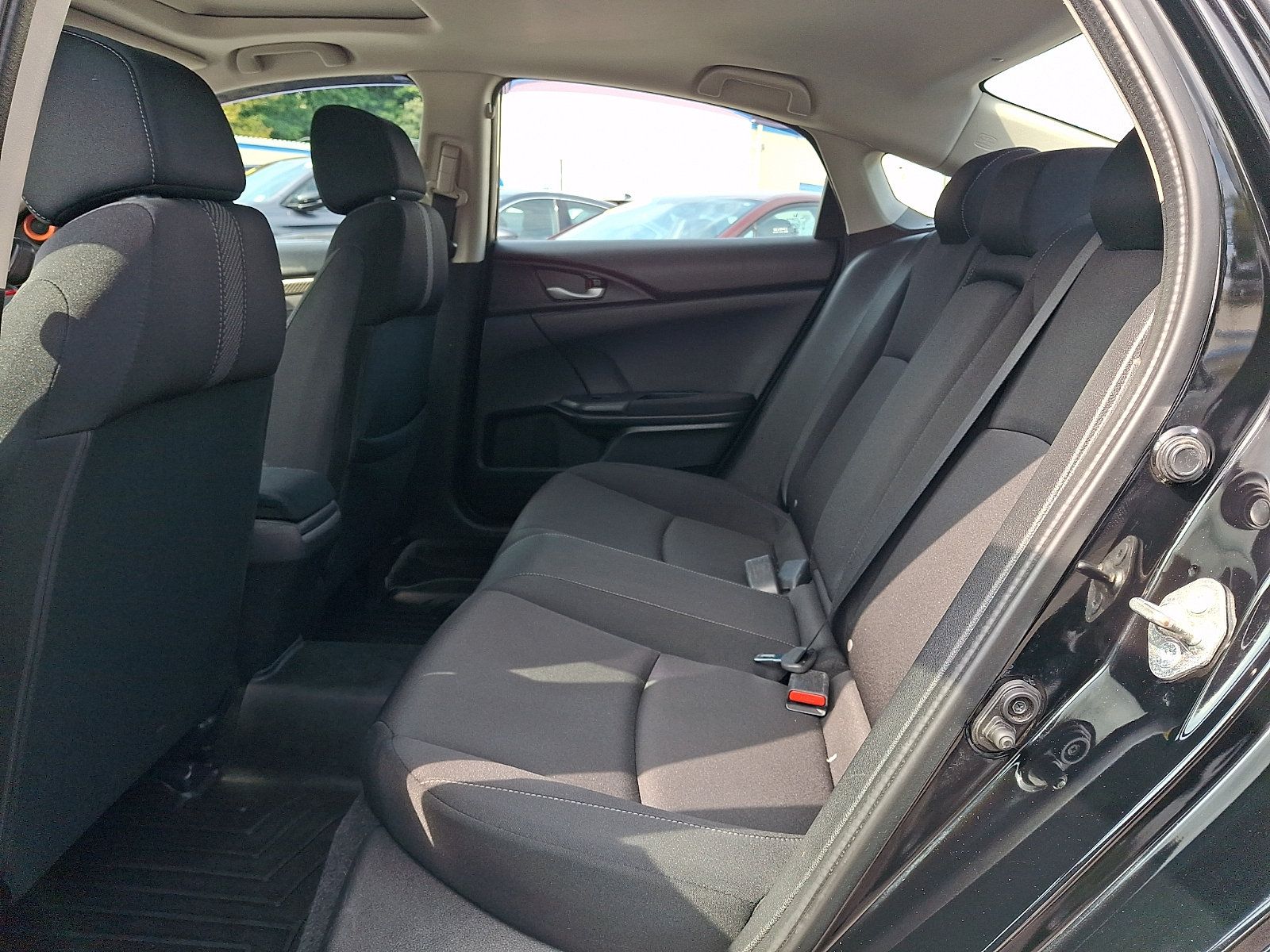 Used 2018 Honda Civic EX image 10