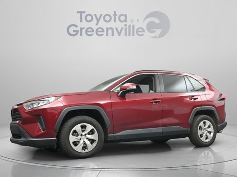 Used 2021 Toyota RAV4 LE image 2