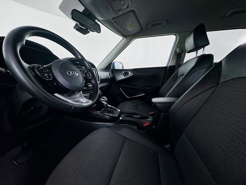 Used 2020 Kia Soul EX image 21