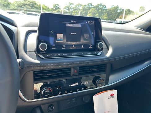 New 2026 Nissan Rogue SV FWD image 31