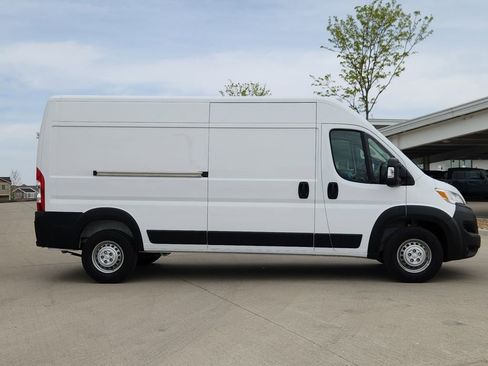 New 2026 RAM ProMaster 2500 w/ Power Group FWD image 2