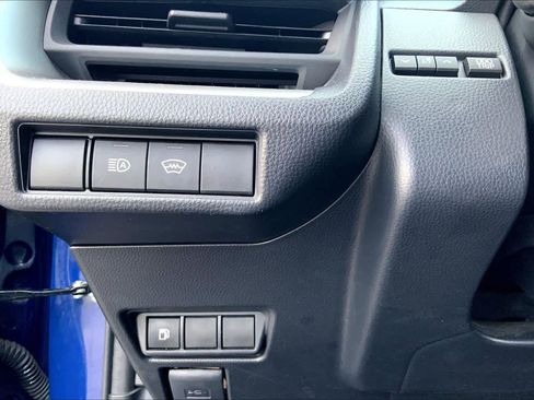 Certified 2024 Toyota Prius LE image 32