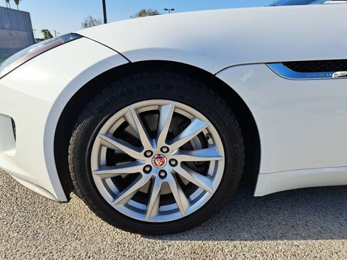 Used 2017 Jaguar F-TYPE Coupe RWD image 11