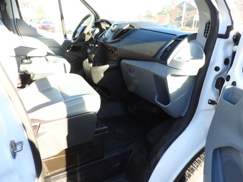 Used 2015 Ford Transit 250 130 Low Roof image 8