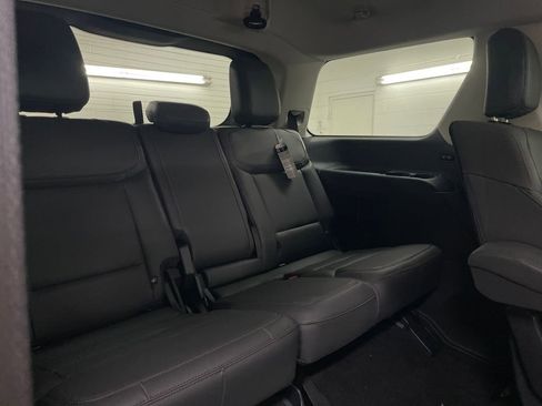 New 2025 Ford Expedition Active image 31