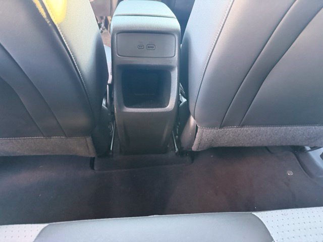 Used 2024 Chevrolet Trax LT w/ LT Convenience Package FWD image 25