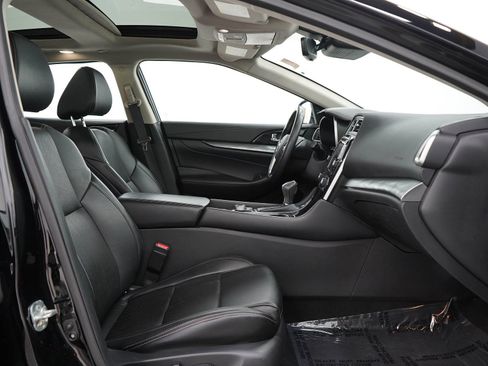 Used 2023 Nissan Maxima SL image 13