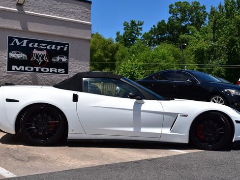 Used 2008 Chevrolet Corvette Convertible w/ Preferred Equipment Group RWD image 4