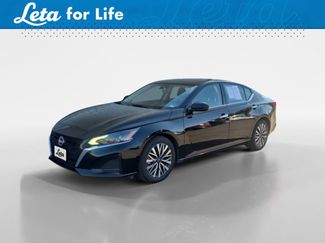 Used 2023 Nissan Altima 2.5 SV video 1