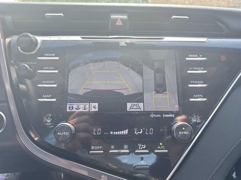 Used 2018 Toyota Camry XLE w/ Driver Assist Package FWD image 23