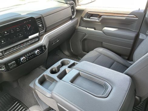 Certified 2026 GMC Sierra 1500 Elevation AWD/4WD image 17
