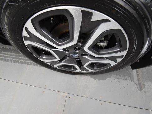 Used 2024 Subaru Ascent Touring w/ Popular Package #2 image 9