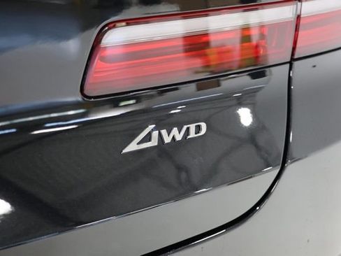 Used 2025 Genesis GV80 2.5T Advanced AWD/4WD image 13