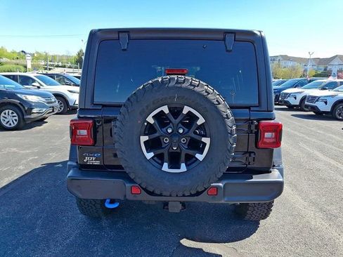 Certified 2025 Jeep Wrangler Unlimited Rubicon 4xe w/ Safety Group AWD/4WD image 7
