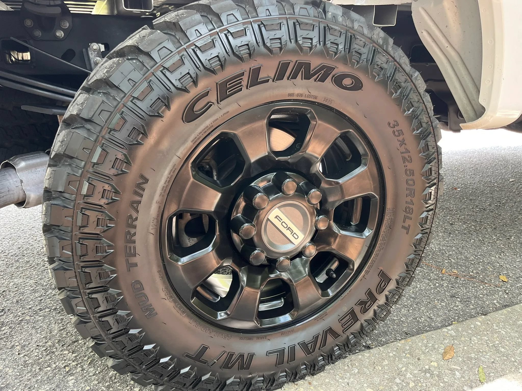Used 2023 Ford F250 XLT w/ FX4 Off-Road Package AWD/4WD image 10