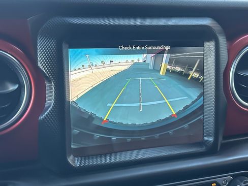 Used 2021 Jeep Wrangler Unlimited Rubicon image 19