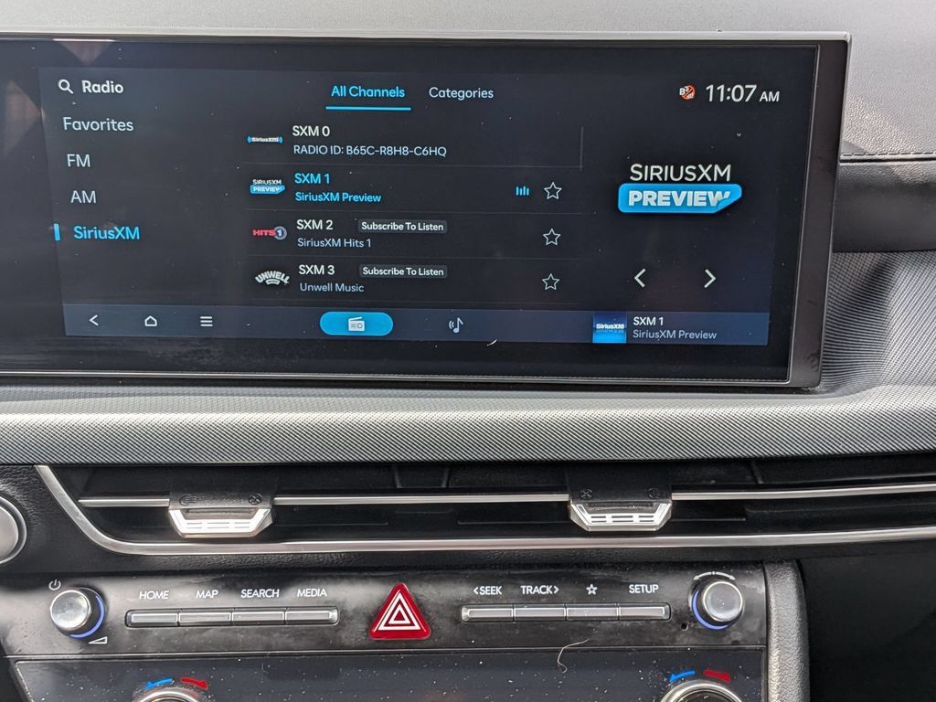 Used 2025 Hyundai Sonata SEL FWD image 23