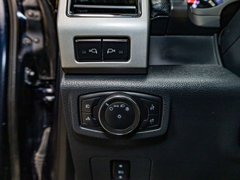 Used 2022 Ford F250 Lariat w/ Snow Plow/Camper Package image 20