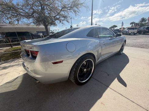Used 2010 Chevrolet Camaro SS w/ RS Package RWD image 6