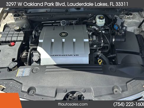 Used 2007 Cadillac DTS w/ Trunk Convenience Package image 89