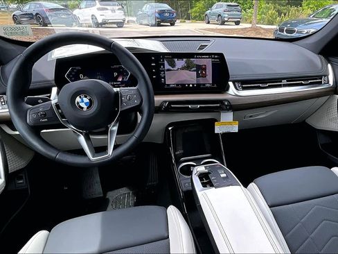 New 2026 BMW X1 xDrive28i w/ Technology Package AWD/4WD image 5