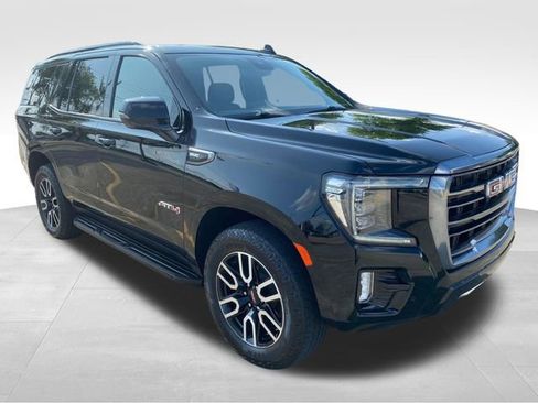 Used 2023 GMC Yukon AT4 AWD/4WD image 9