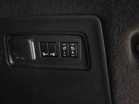 Used 2023 Cadillac Escalade V w/ LPO, ONYX Package image 8