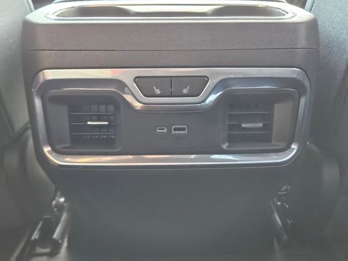 Used 2022 Chevrolet Silverado 1500 High Country w/ High Country Premium Package image 27