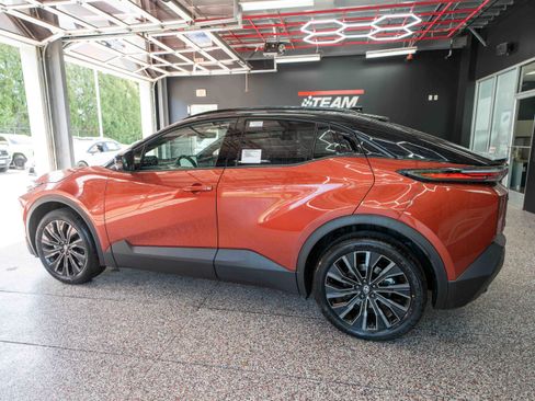New 2026 Toyota C-HR w/ Cold Weather Package AWD/4WD image 2