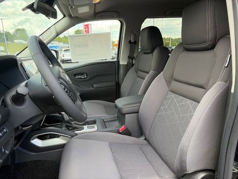 New 2026 Nissan Frontier 4x4 Crew Cab image 15