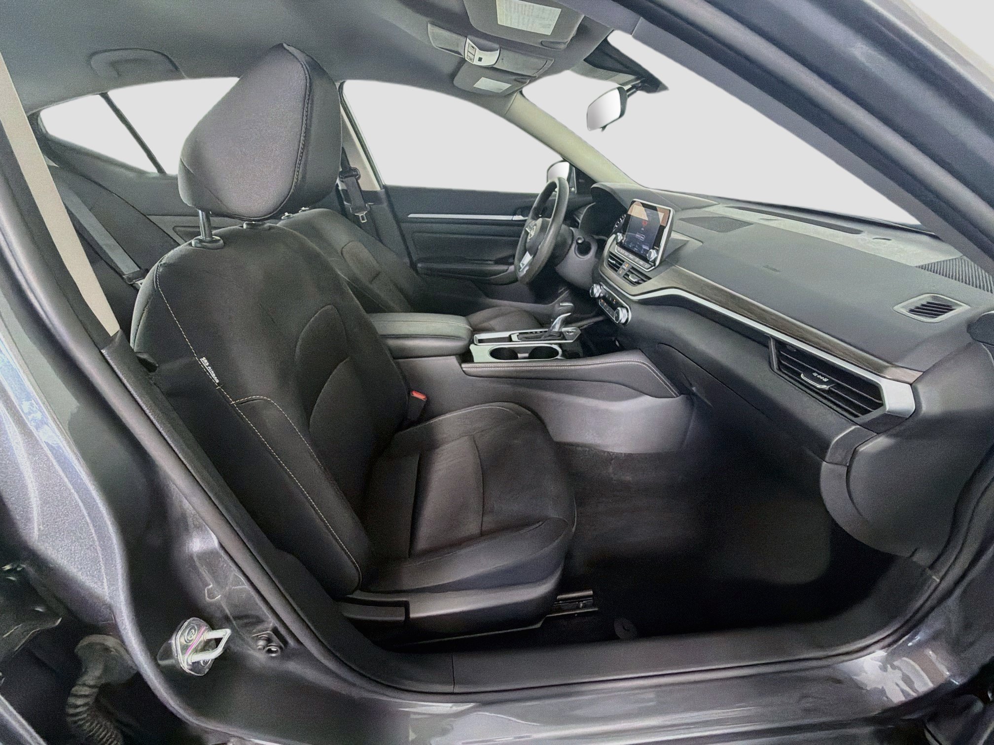 Used 2023 Nissan Altima 2.5 SV FWD image 31