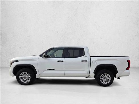 Used 2025 Toyota Tundra SR5 image 9