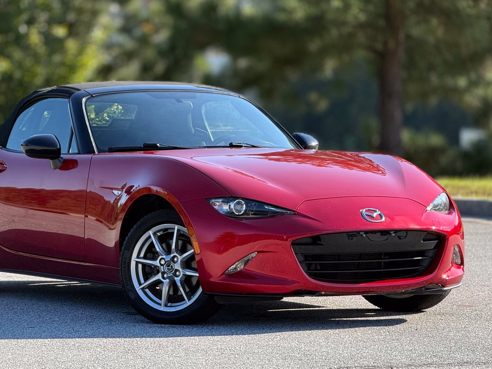 Used 2016 MAZDA MX-5 Miata Sport RWD image 38