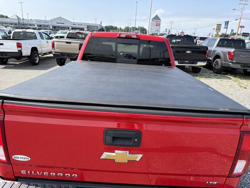 Used 2018 Chevrolet Silverado 1500 LTZ w/ Sport Package AWD/4WD image 6