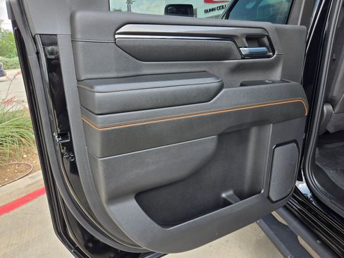 Certified 2024 GMC Sierra 2500 AT4 w/ Technology Package AWD/4WD image 21