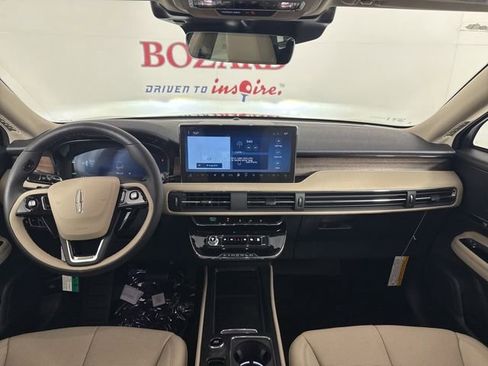 New 2025 Lincoln Corsair Grand Touring w/ Equipment Group 301A image 9