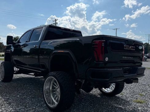 Used 2025 GMC Sierra 2500 Denali w/ Technology Package AWD/4WD image 5