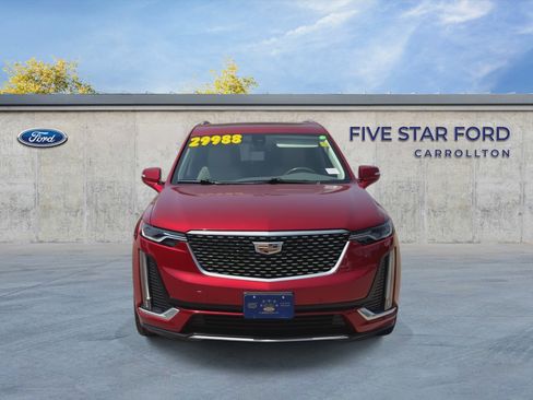 Used 2021 Cadillac XT6 Premium Luxury FWD image 3