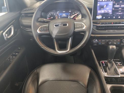 Used 2022 Jeep Compass Latitude w/ Convenience Group AWD/4WD image 22