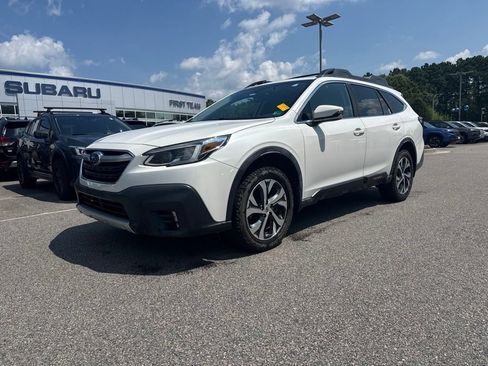 Used 2020 Subaru Outback Limited XT AWD/4WD image 2