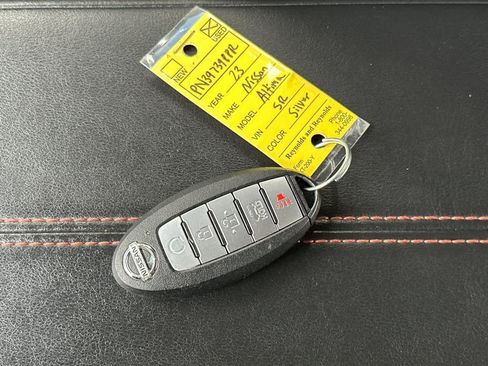 Used 2023 Nissan Altima 2.5 SR image 24
