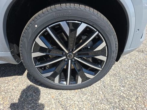 New 2026 Volvo XC90 T8 Ultra w/ Lounge Package AWD/4WD image 9